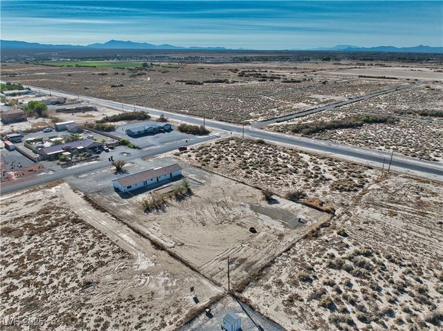 3950 South Rainbow Avenue, Pahrump, NV 89048