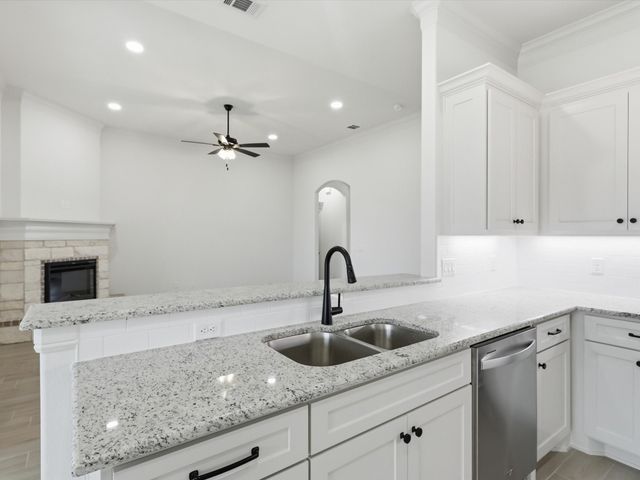 1360 Oleander Drive, Tolar, TX 76476