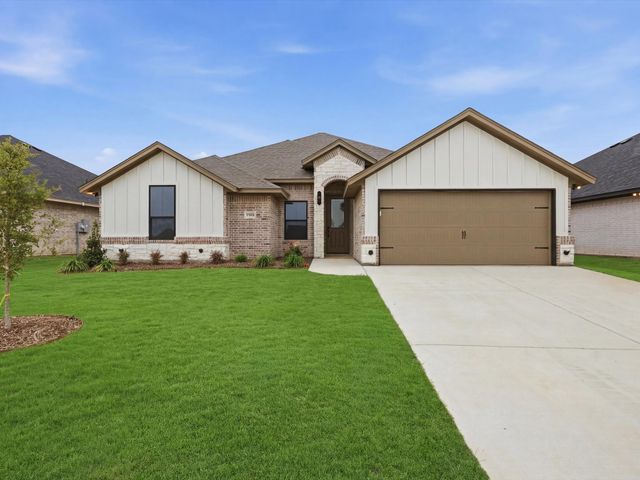 1360 Oleander Drive, Tolar, TX 76476
