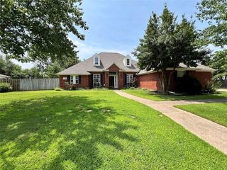 5408 W Redbud Street, Rogers, AR 72758