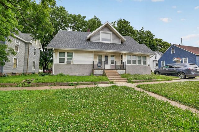 723 Randolph Street, Waterloo, IA 50702