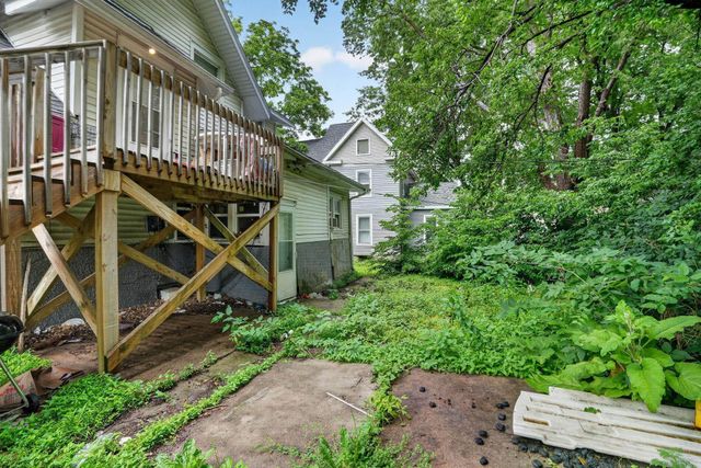 723 Randolph Street, Waterloo, IA 50702