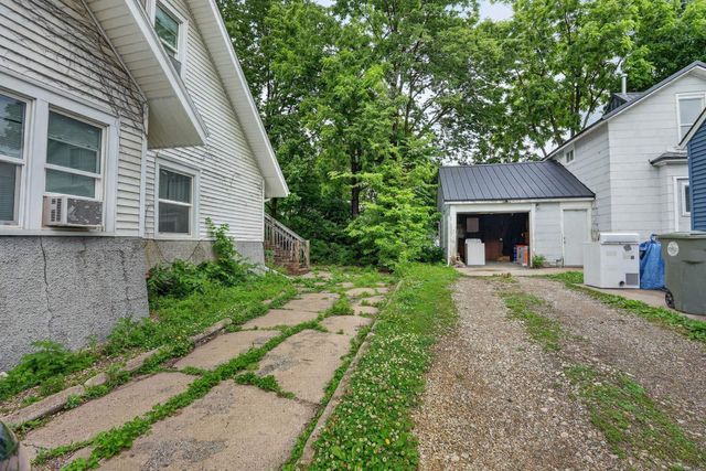 723 Randolph Street, Waterloo, IA 50702