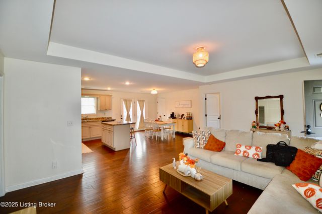 127 Chesapeake Trail, Coxs Creek, KY 40013