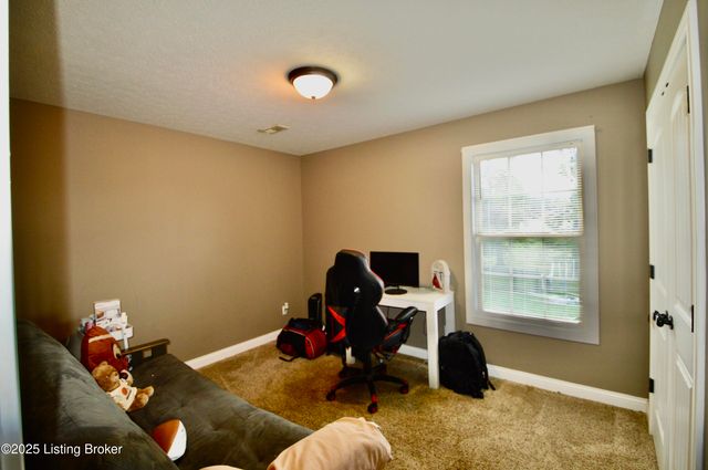 127 Chesapeake Trail, Coxs Creek, KY 40013