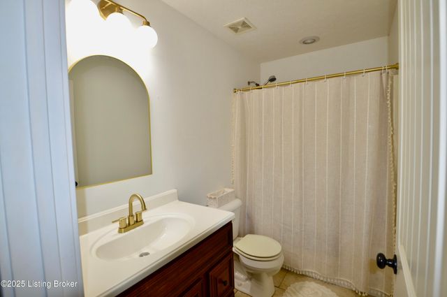 127 Chesapeake Trail, Coxs Creek, KY 40013