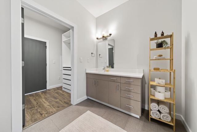 1900 12th Ave S Apt 322, Nashville, TN 37203