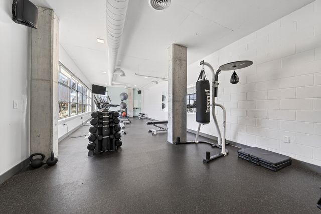 1900 12th Ave S Apt 322, Nashville, TN 37203