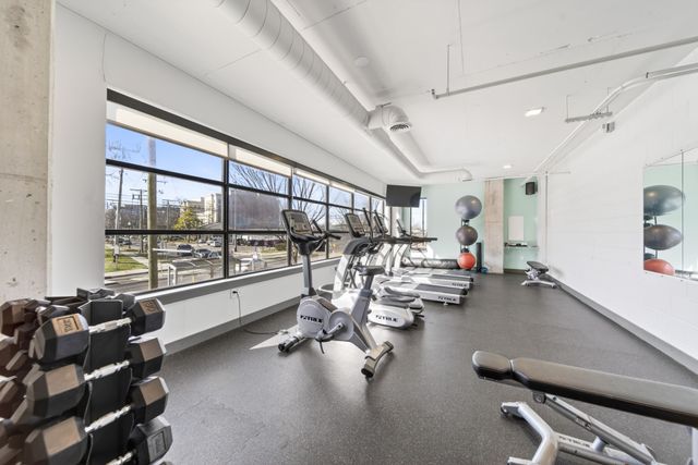 1900 12th Ave S Apt 322, Nashville, TN 37203