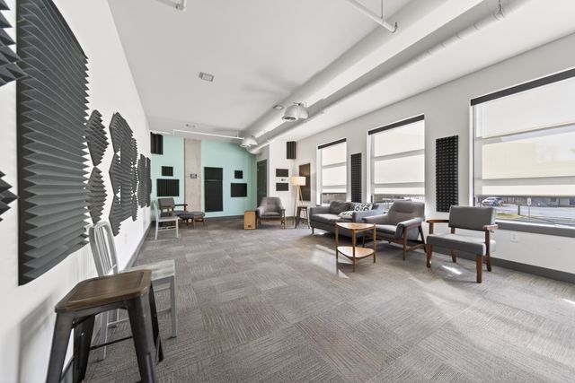 1900 12th Ave S Apt 322, Nashville, TN 37203