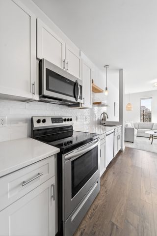 1900 12th Ave S Apt 322, Nashville, TN 37203