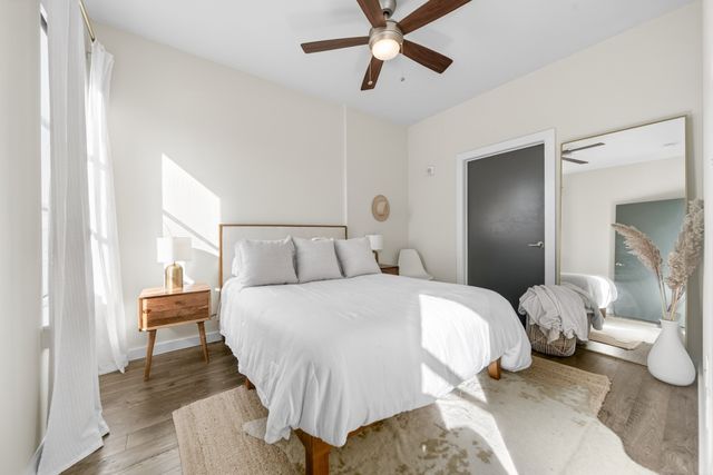 1900 12th Ave S Apt 322, Nashville, TN 37203