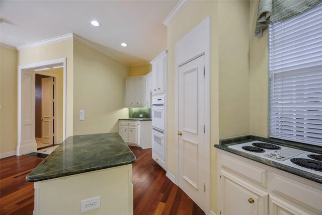 5834 Coolwater Cove, Dallas, TX 75252