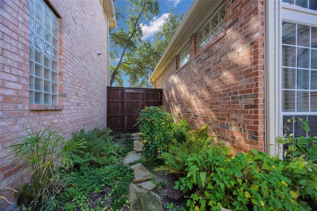 5834 Coolwater Cove, Dallas, TX 75252