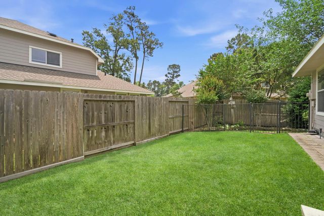 194 W Kentwick Place, Conroe, TX 77384