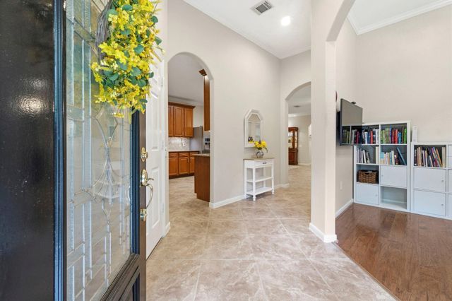 194 W Kentwick Place, Conroe, TX 77384