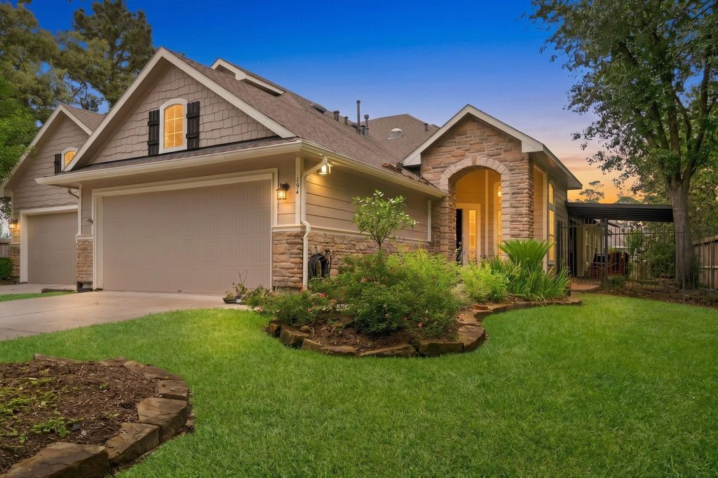 194 W Kentwick Place, Conroe, TX 77384