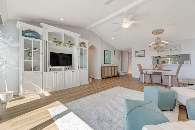 101 Port Drive, Shalimar, FL 32579