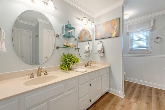 101 Port Drive, Shalimar, FL 32579