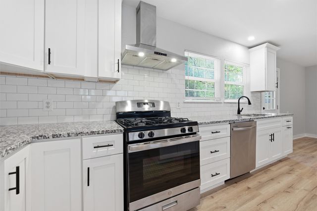2512 Mckenzie Avenue, Waco, TX 76708