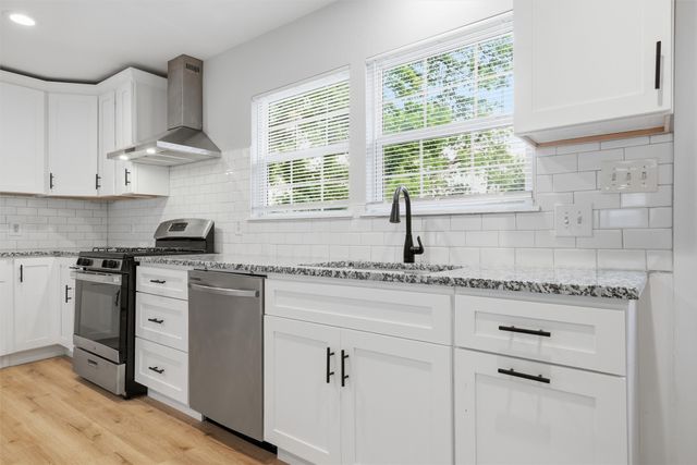 2512 Mckenzie Avenue, Waco, TX 76708