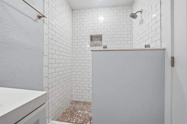 2512 Mckenzie Avenue, Waco, TX 76708