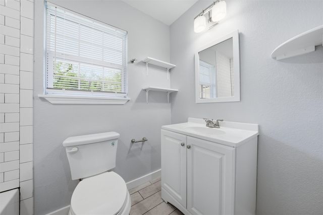 2512 Mckenzie Avenue, Waco, TX 76708