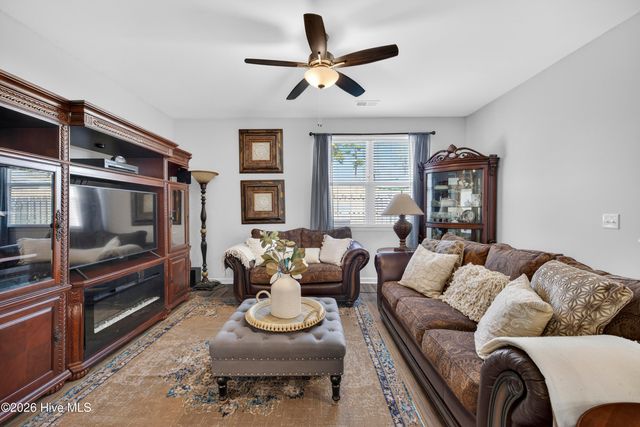 144 Windy Woods Way, Wilmington, NC 28401