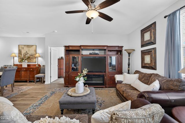 144 Windy Woods Way, Wilmington, NC 28401