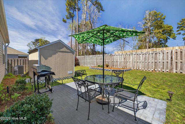 144 Windy Woods Way, Wilmington, NC 28401