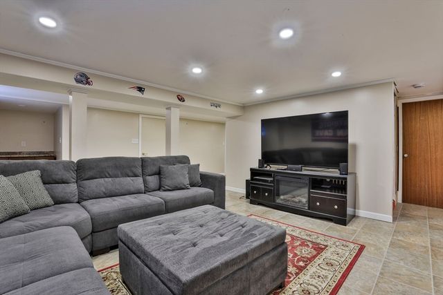 17 Gorham St., Lawrence, MA 01843