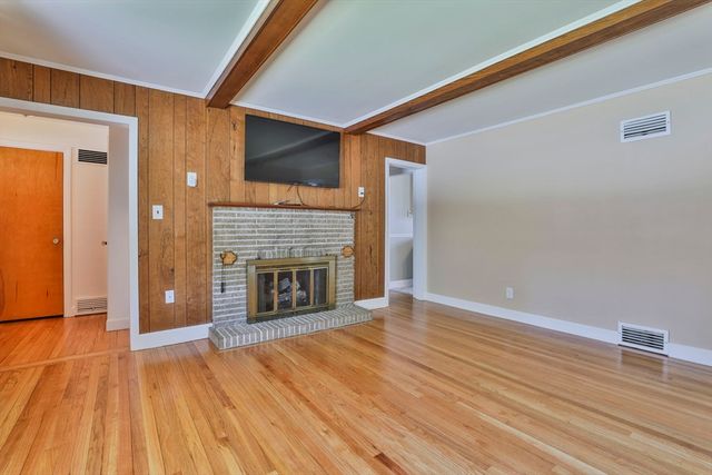 17 Gorham St., Lawrence, MA 01843
