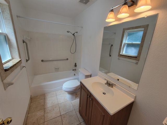 1526 Highland Drive, Tallahassee, FL 32317