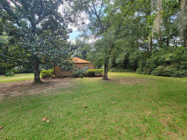 1526 Highland Drive, Tallahassee, FL 32317