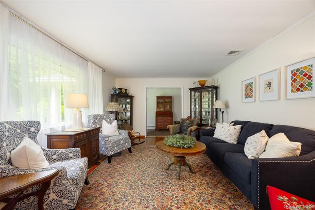 79 Hapeman Hill Road, Red Hook, NY 12571