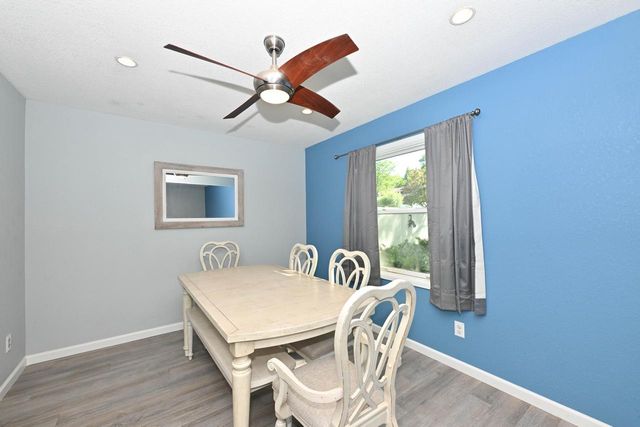 10045 W Meadow DRIVE, Greenfield, WI 53228