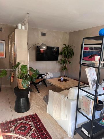 360 Meridian Ave 4C, Miami Beach, FL 33139