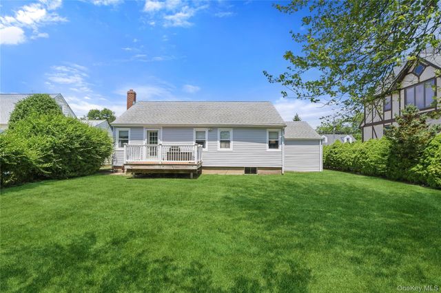 36 Liszt Street, Hicksville, NY 11801