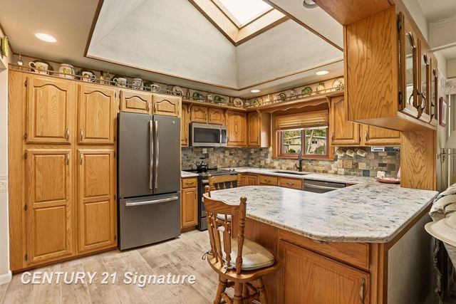 2961 Johns Drive, Saginaw, MI 48603