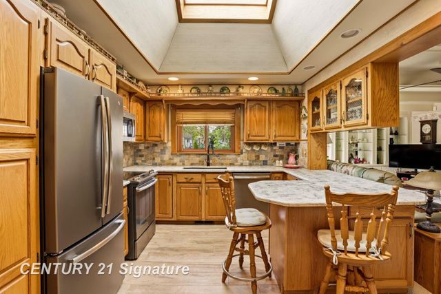 2961 Johns Drive, Saginaw, MI 48603
