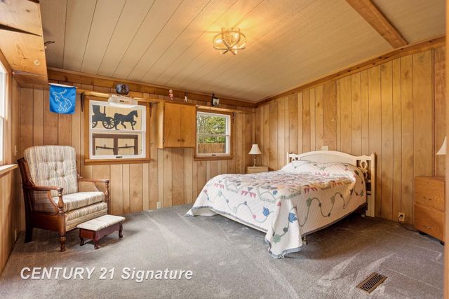 2961 Johns Drive, Saginaw, MI 48603