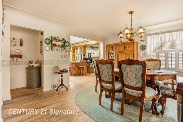 2961 Johns Drive, Saginaw, MI 48603