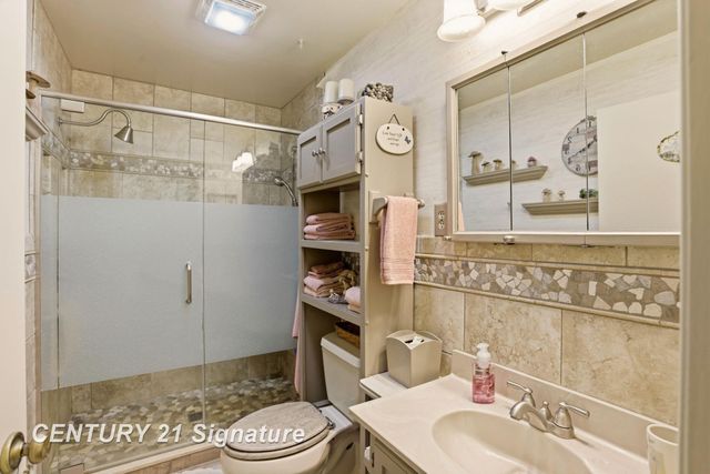 2961 Johns Drive, Saginaw, MI 48603