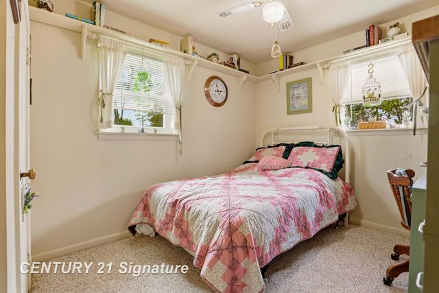 2961 Johns Drive, Saginaw, MI 48603