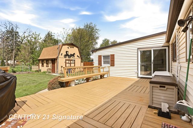 2961 Johns Drive, Saginaw, MI 48603