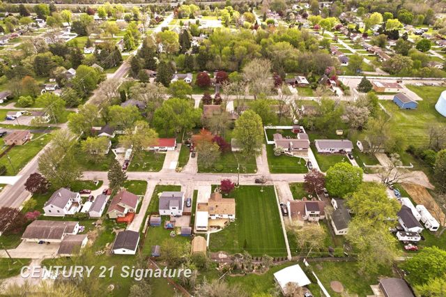 2961 Johns Drive, Saginaw, MI 48603
