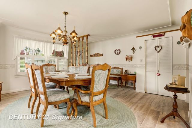 2961 Johns Drive, Saginaw, MI 48603