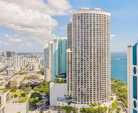 1750 N Bayshore Dr 1218, Miami, FL 33132