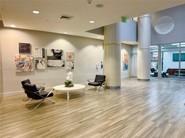 1750 N Bayshore Dr 1218, Miami, FL 33132