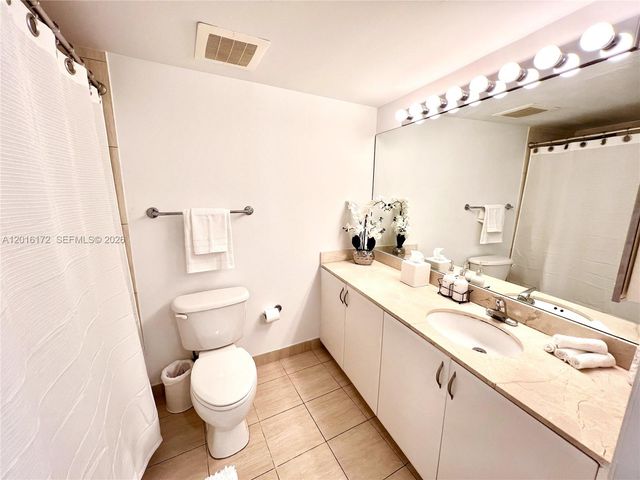 1750 N Bayshore Dr 1218, Miami, FL 33132